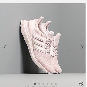 BNIB ADIDAS Wmns UltraBoost 'Orchid Tint' 6